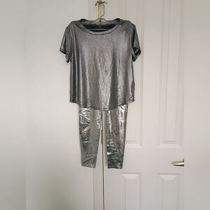 Heroine Sport Metallic Silver Leggings Set